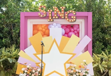 Bảng giá in standee, backdrop, backlit film & cắt bế decal 2026