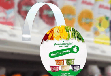 Ý tưởng trang trí cửa hàng dịp Giỗ Tổ Hùng Vương bằng POSM và decal